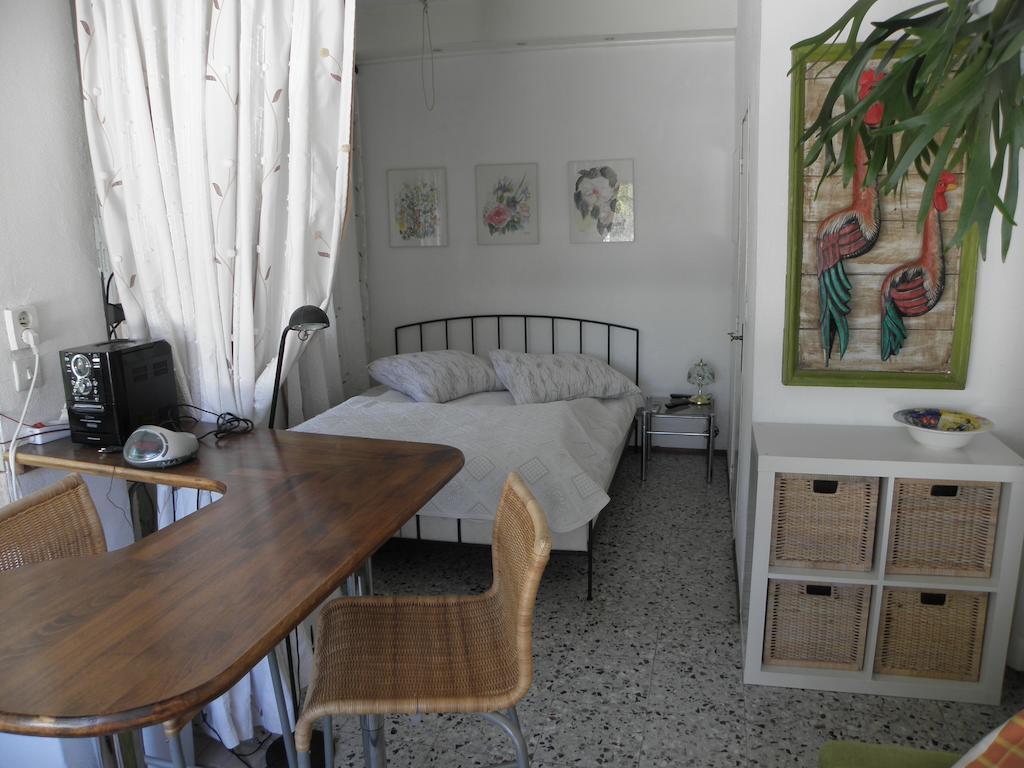 Villa Ingrid ガッサン 部屋 写真